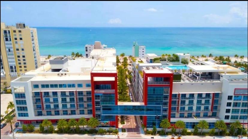 Costa Hollywood Steps To Beach Экстерьер фото